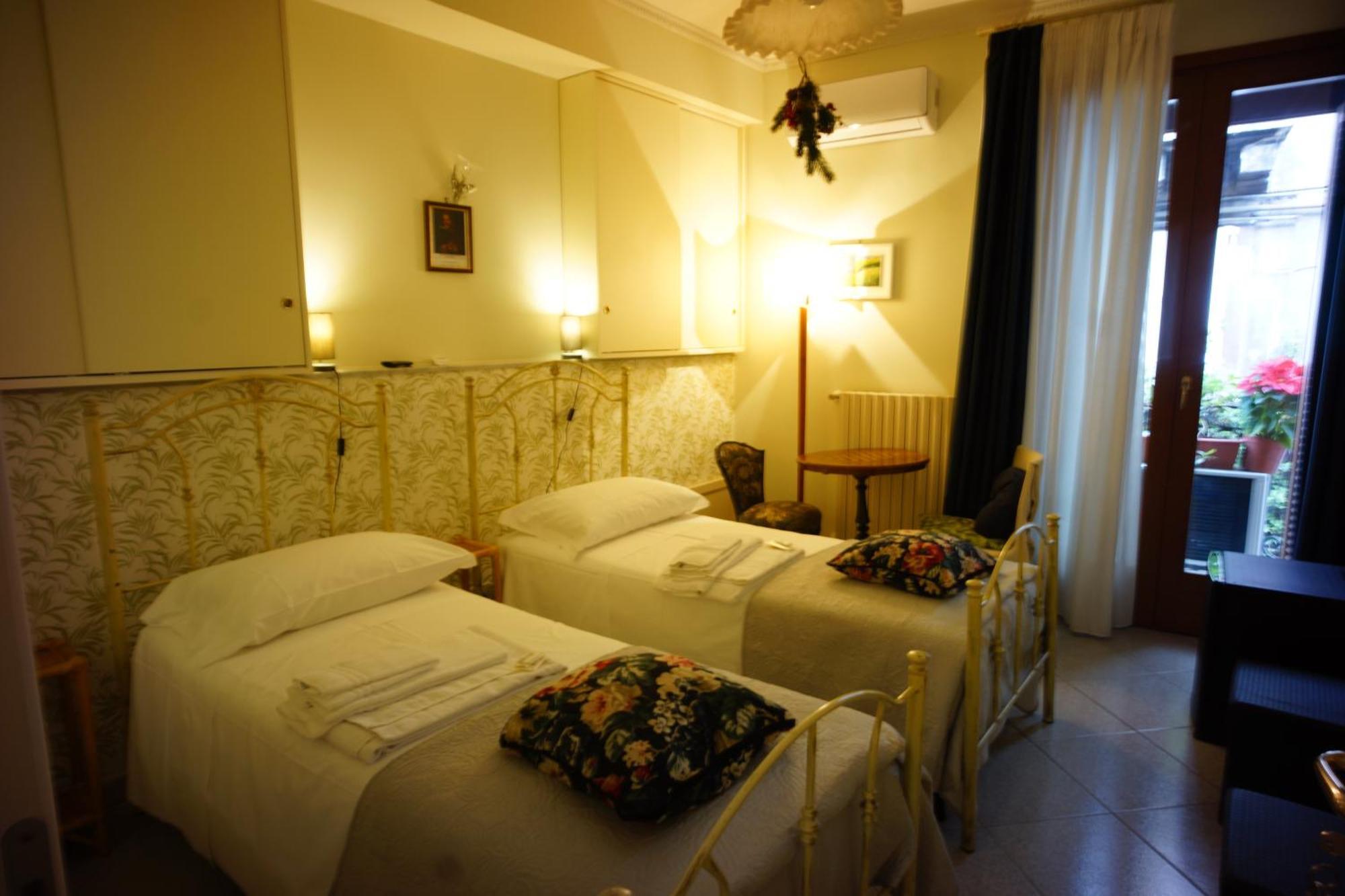 Santa Caterina Da Siena B&B Катания Экстерьер фото